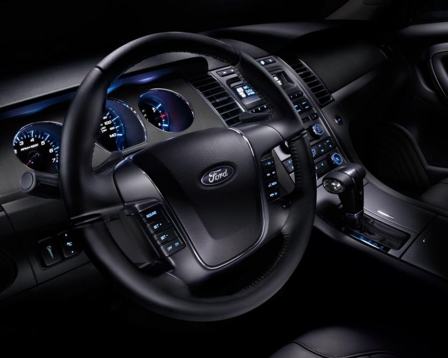  Ford Taurus 2010 года  (фото 70 из 161)